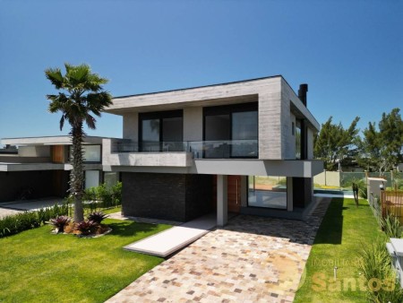 Casa em Condomínio para venda, Xangri-lá em Capão da Canoa | Ref.: 4336